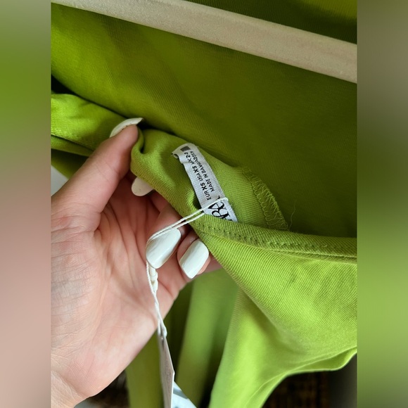 BRAND NEW LIME GREEN BACKLESS MINI DRESS SIZE XS - Picture 6 of 6